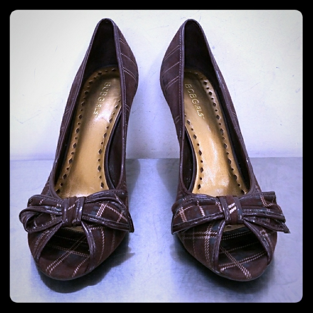 BCBG peeptoe heels 9